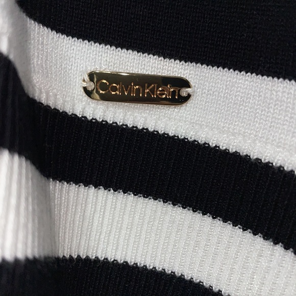 Calvin Klein Women’s Black & White Striped Long Sleeve Sweater - Picture 3 of 4